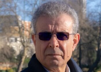 Il poeta arabo Nouri al Jarrah: “In Palestina è in corso uno sterminio. Negare l’esistenza di un’altra vittima offende la verità”