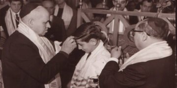 اليهودي من منظور روايتين إشكاليتين