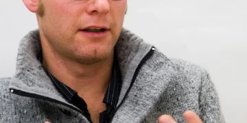 Stephan Milich: Grenzüberschreitende Reflektionen über ältere und neue Literaturen der Flucht und des Exils