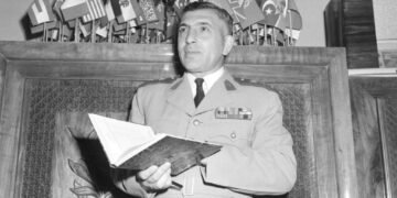 هل كان عهد السوريين الذهبيّ…برعاية الجيش وحده؟