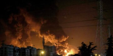 الحوثيون: استهدفنا إسرائيل بصواريخ باليستية