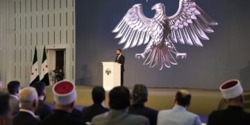 كيف تفاعل السوريون مع الهوية البصرية الجديدة للدولة؟