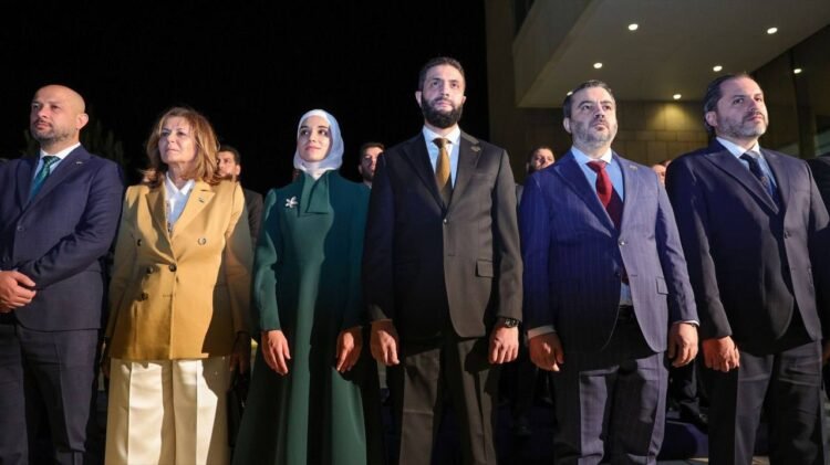 كيف تفاعل السوريون مع الهوية البصرية الجديدة للدولة؟