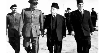 سنواتٌ ضاريات.. ومشاريع تتصارع لتأسيس “نظام مناسب” في دمشق