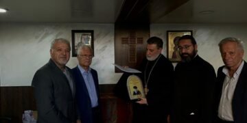 “دمشق” تكرّم كنيسة مار الياس الحيّ بدرع الأب باولو دالوليو