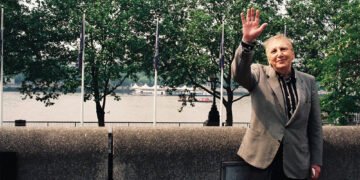 بيرين بيرسايغلي موت: رسالة مفتوحة إلى نزار قباني