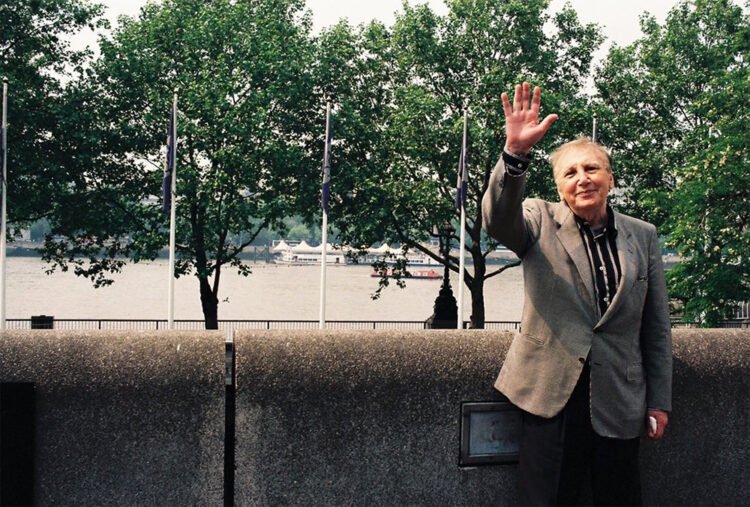 بيرين بيرسايغلي موت: رسالة مفتوحة إلى نزار قباني