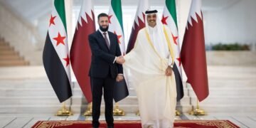 الرئيس الشرع يجدد تضامن سوريا مع قطر بعد لقائه الأمير تميم