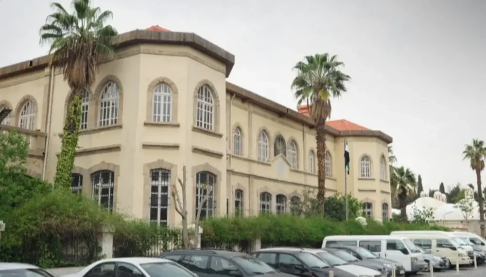 انطلاق مهرجان “دمشق وردة وتراث” في قلعة دمشق