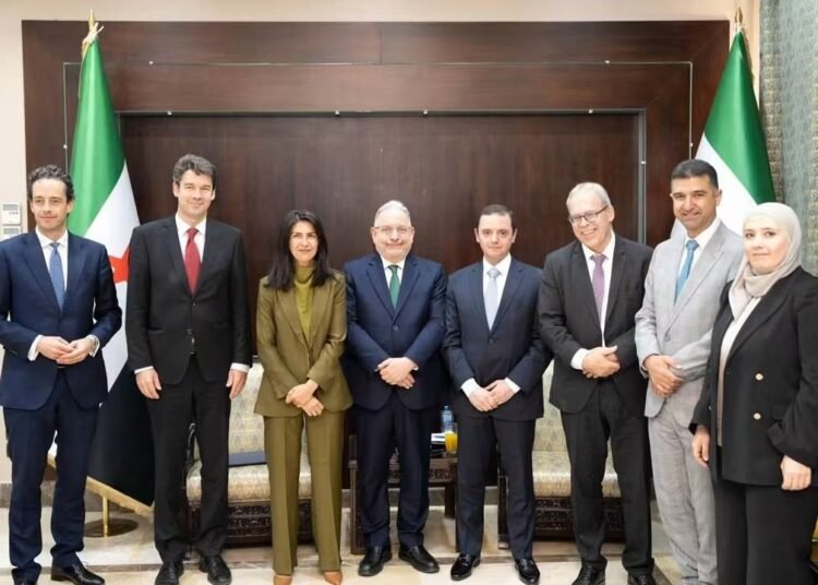 وزير المالية السوري يبحث مع مسؤولة ألمانية تعزيز التعاون الاقتصادي واستقطاب الاستثمارات