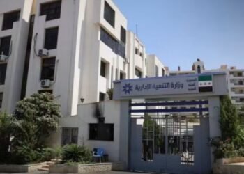 وزير الطاقة يُقرّ توصيات اللجنة الدائمة لتحديد أسعار المواد البترولية والثروات المعدنية