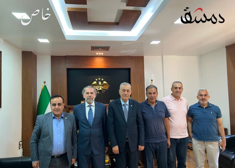 رئيس الهيئة الوطنية للعدالة الانتقالية يلتقي وفد مؤسسة دمشق للثقافة والفكر والفنون في دمشق