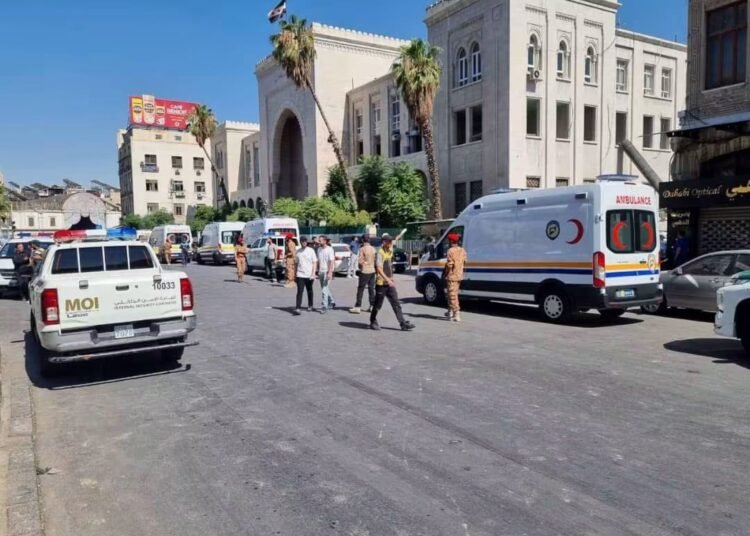 الداخلية: 9 قتلى و20 جريحاً في تفجير استهدف مقهى بدمشق والتحقيقات مستمرة لكشف المنفذين