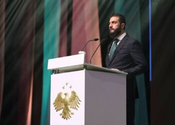 الرئيس أحمد الشرع يفتتح معرض “ناس تكس 2026” ويؤكد أهمية قطاع النسيج في دعم التعافي الاقتصادي وإعادة الإعمار