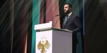 الرئيس أحمد الشرع يفتتح معرض “ناس تكس 2026” ويؤكد أهمية قطاع النسيج في دعم التعافي الاقتصادي وإعادة الإعمار