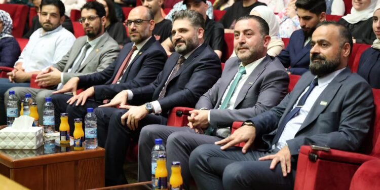 وزير الثقافة يشيد بجهود المتطوعين ويؤكد دورهم في تعزيز الوعي المجتمعي