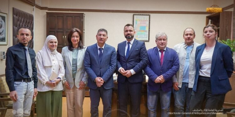 تعاون سوري بولوني لإطلاق مشروع جرد وتوثيق الآثار التدمرية في المتحف الوطني بدمشق