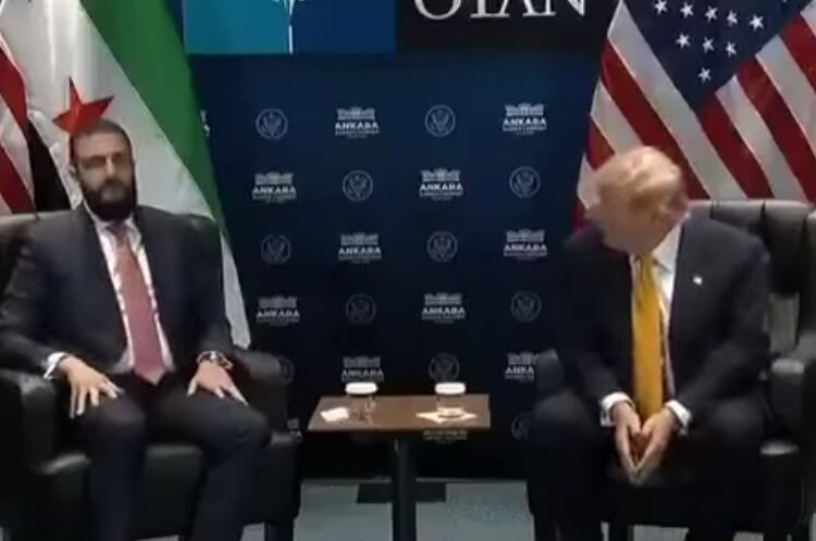 رئيس الجمهورية أحمد الشرع يلتقي الرئيس الأمريكي دونالد ترامب في أنقرة ويبحثان العلاقات الثنائية وتطورات المنطقة