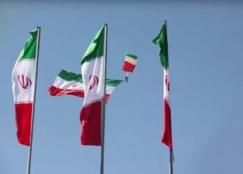 الحرس الثوري الإيراني يعلن استهداف قاعدة التنف الأميركية ويزعم تدمير معدات عسكرية