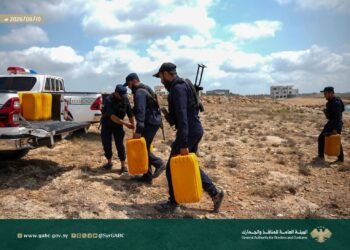 إحباط محاولة تهريب المازوت عبر الساحل السوري وتوقيف متورطين بينهم ضابط سابق