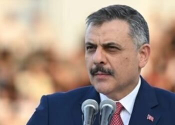 تركيا تدرس مستقبل الحماية المؤقتة للسوريين بالتزامن مع تغير الأوضاع في سوريا